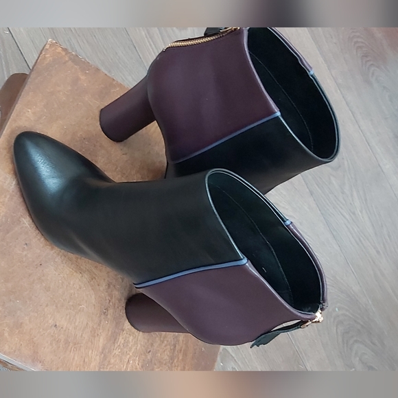 CAbi Bisset heeled boots - Picture 5 of 7